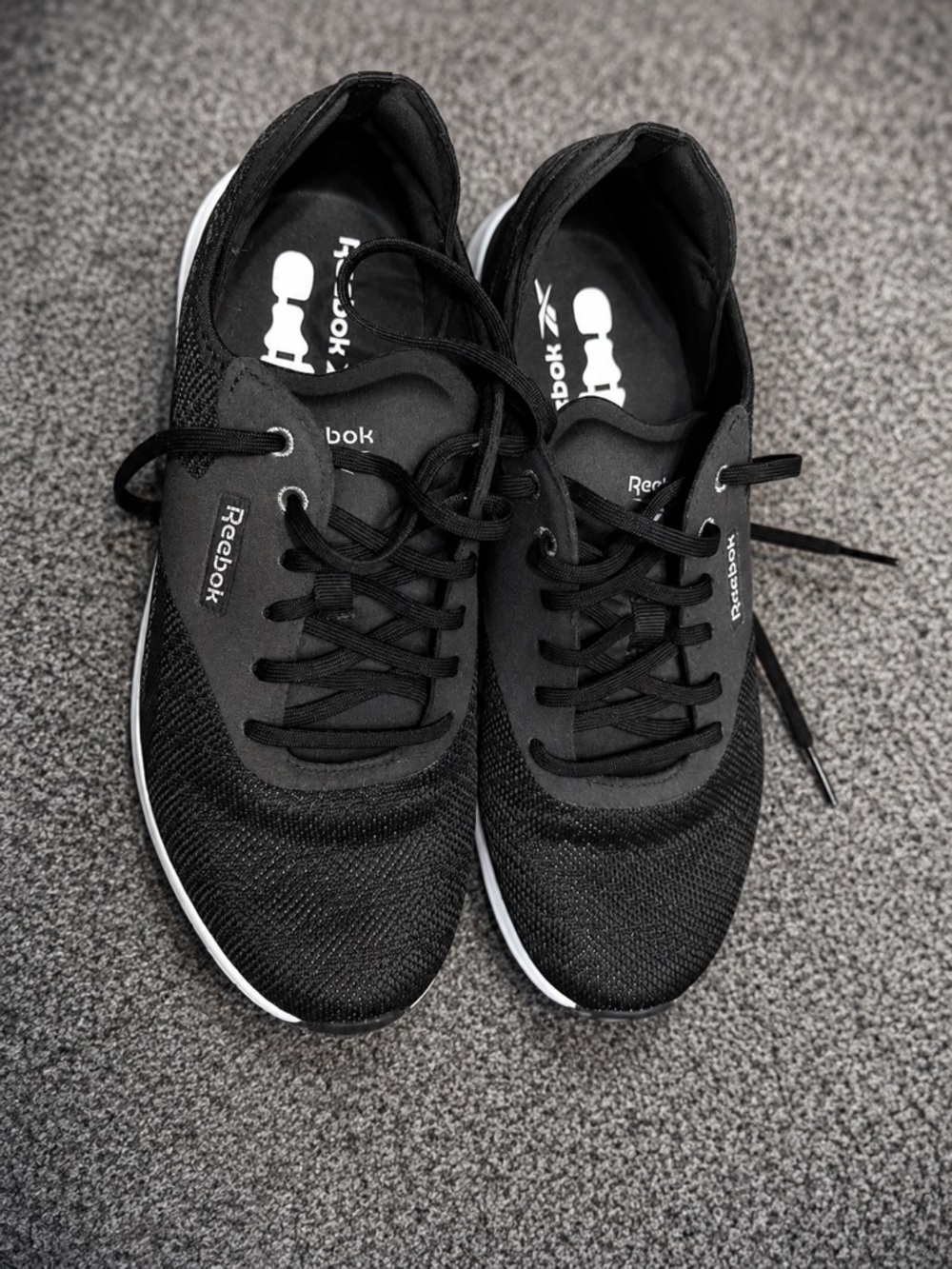 Reebok Men’s Black Knit Lace-Up Athletic Trainers